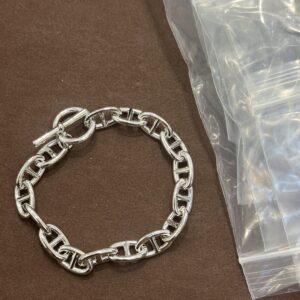 925 Sterling Silver Serpent Bracelet Detail