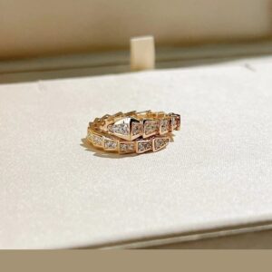 925 Sterling Silver Serpent Open Ring Lifestyle View