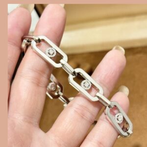925 Sterling Silver Single Stone Sliding Chain Bracelet Close Up