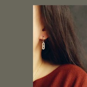 925 Sterling Silver Single Stone Sliding Stud Earrings Detail