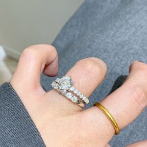 925 Sterling Silver Six Prong Stone Ring Set Detail