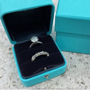 925 Sterling Silver Sixteen Stone Cross Ring Jewelry Display