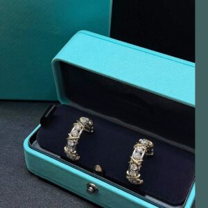 925 Sterling Silver Sixteen Stone Cross Stud Earrings Wholesale 925 Sterling Silver Sixteen Stone Cross Stud Earrings Wholesale