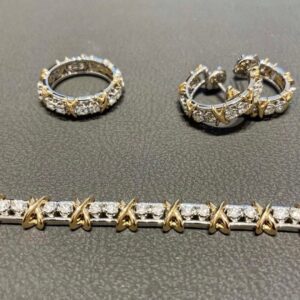 925 Sterling Silver Sixteen Stone Cross Stud Earrings Jewelry Display