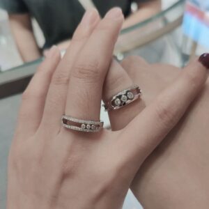 925 Sterling Silver Smooth Three Stone Sliding Ring Lifestyle View
