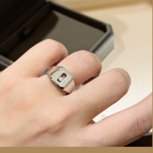 925 Sterling Silver Square Single Stone Sliding Ring Lifestyle View