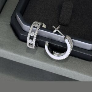 925 Sterling Silver Statement Three Stone Pave Stud Earrings Jewelry Display