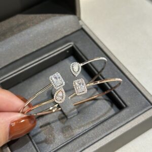 925 Sterling Silver Teardrop Stone Open Bangle Packaging View