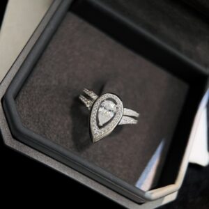925 Sterling Silver Teardrop Stone Ring Set Packaging View