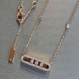 925 Sterling Silver Three Stone Paperclip Necklace Detail