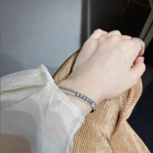 925 Sterling Silver Three Stone Sliding Bangle Detail