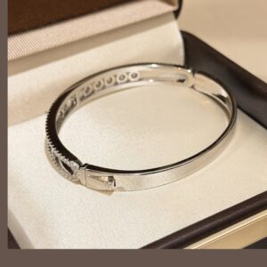 925 Sterling Silver Three Stone Sliding Bangle Lifestyle View