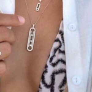 925 Sterling Silver Three Stone Sliding Pendant Necklace Close Up
