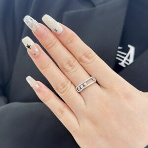 925 Sterling Silver Three Stone Sliding Ring Detail