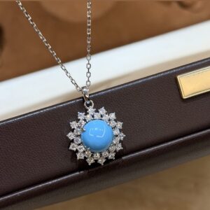925 Sterling Silver Turquoise Flower Necklace Lifestyle View