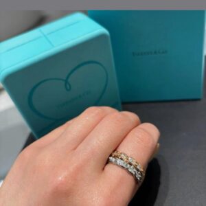 925 Sterling Silver Wing Cross Pave Ring Close Up