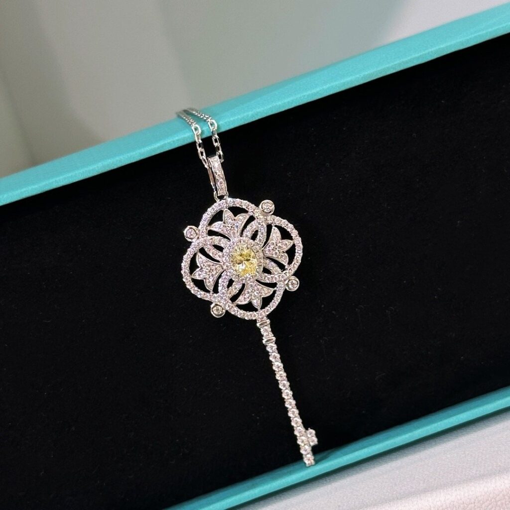 925 Sterling Silver Yellow Stone Key Necklace Wholesale