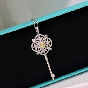 925 Sterling Silver Yellow Stone Key Necklace Wholesale 925 Sterling Silver Yellow Stone Key Necklace Wholesale