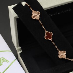Gold Plated 925 Sterling Silver Red Clover Station Bracelet Jewelry Display