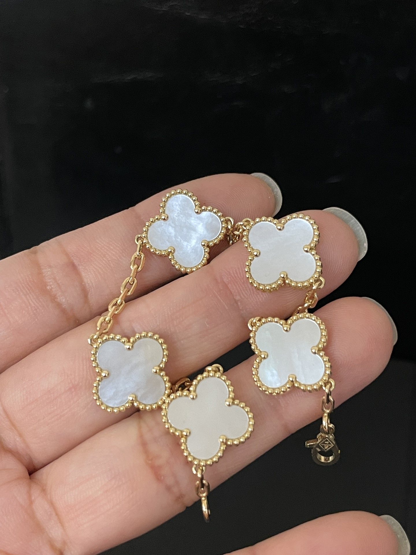 Gold Plated 925 Sterling Silver White Clover Bracelet Wholesale Gold Plated 925 Sterling Silver White Clover Bracelet Wholesale