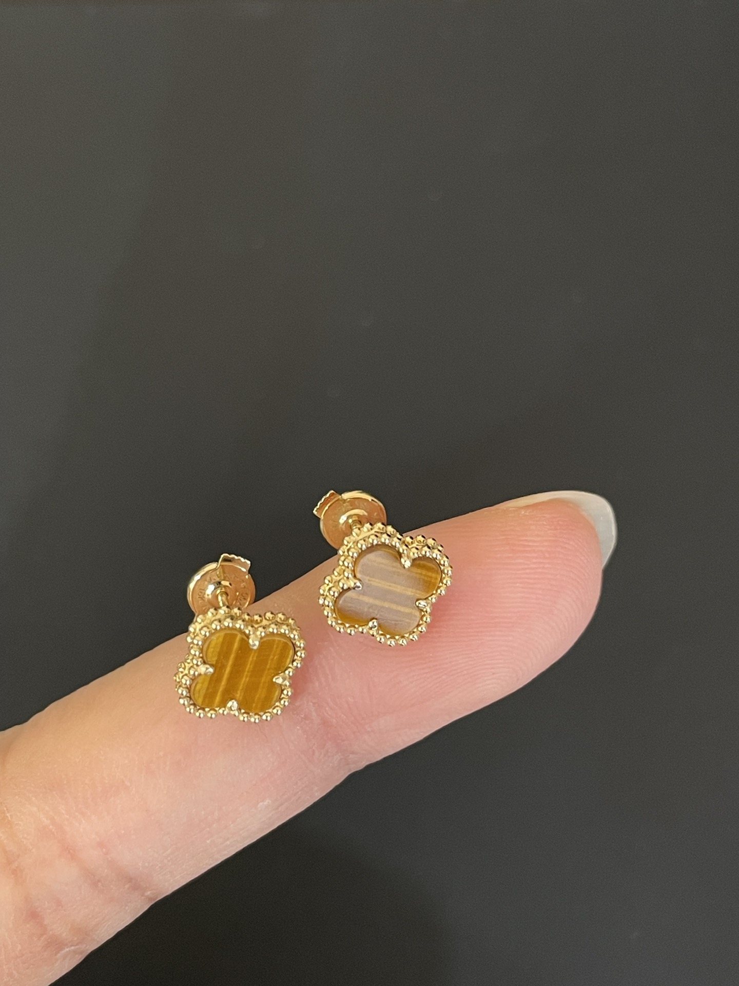 Rose Gold Plated 925 Sterling Silver Blue Clover Stud Earrings Wholesale Rose Gold Plated 925 Sterling Silver Blue Clover Stud Earrings Wholesale
