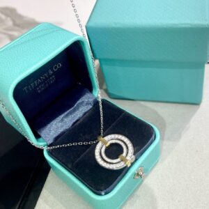 Two Tone 925 Sterling Silver Edge Circle Necklace Wholesale Two Tone 925 Sterling Silver Edge Circle Necklace Wholesale